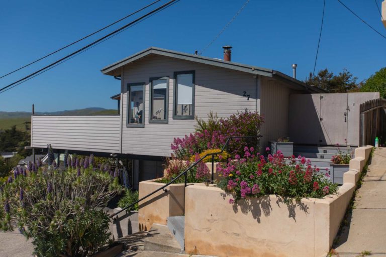 27 Bakersfield, Cayucos, CA