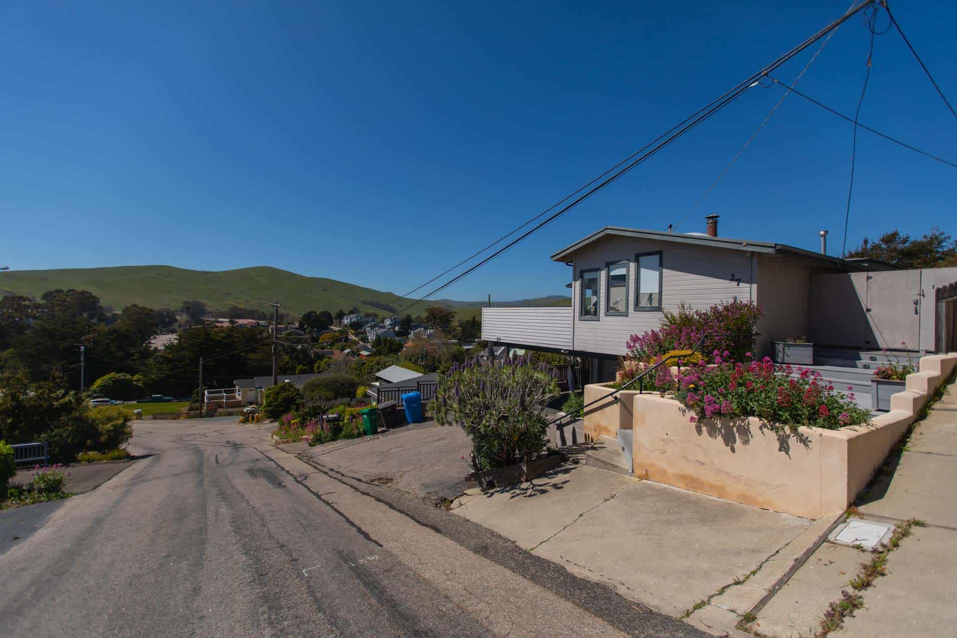 27 Bakersfield, Cayucos, CA