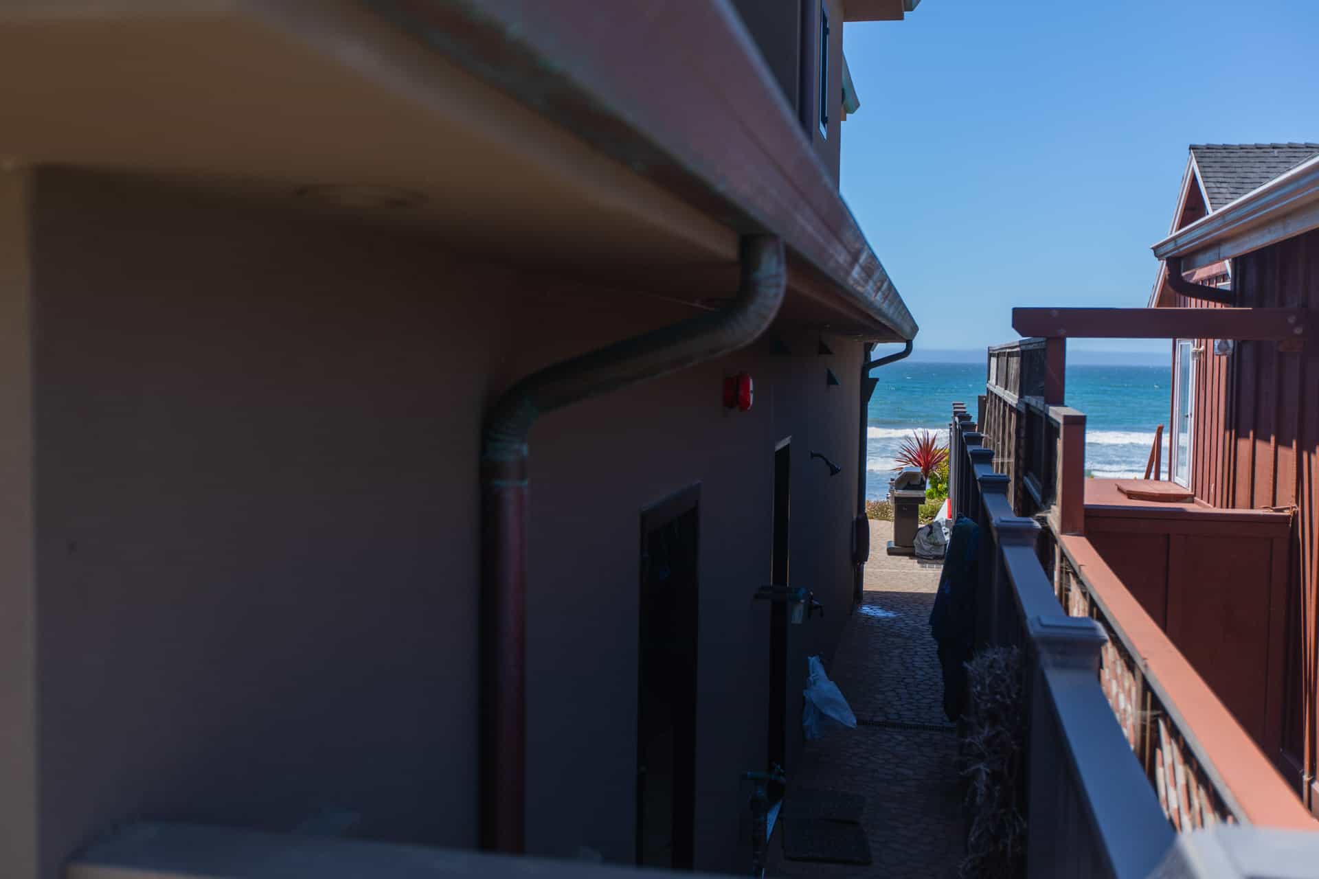 1698 Pacific Ave, Cayucos, CA