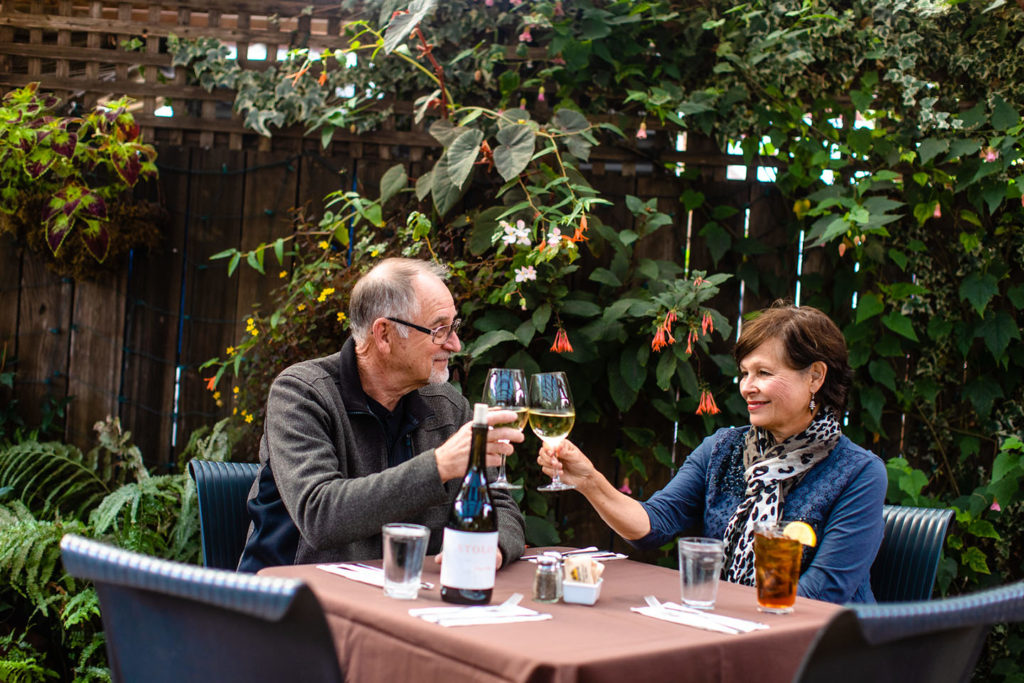 Robin's Dining Cambria