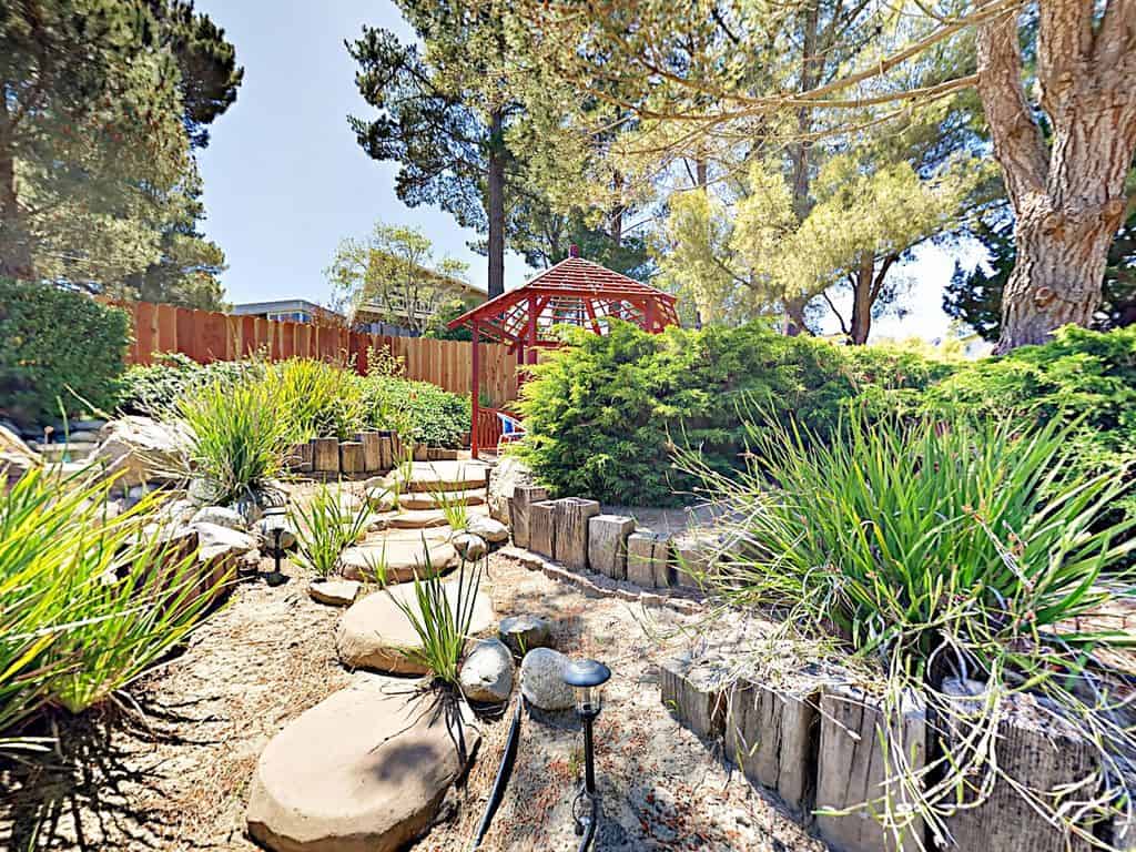 1773 Spencer, Cambria