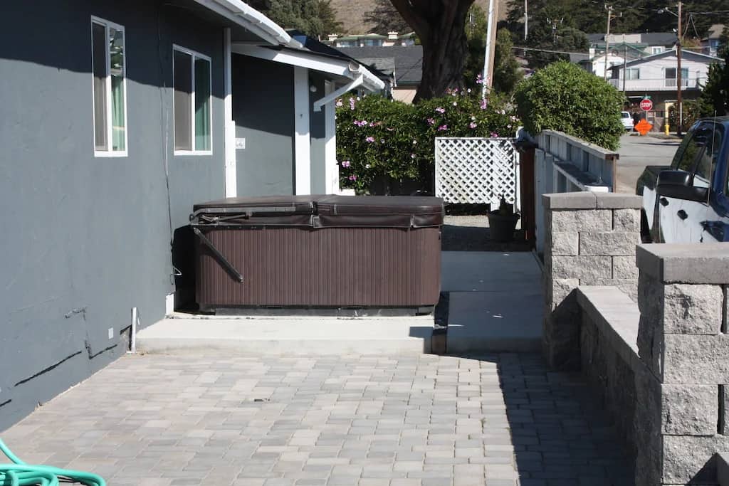 399 Pacific, Cayucos