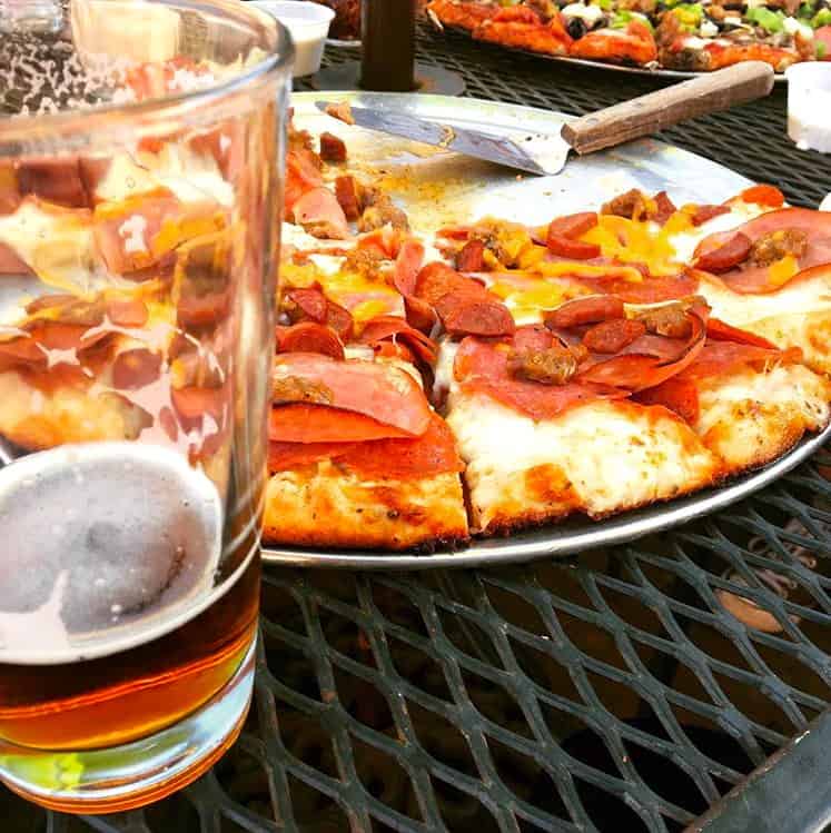 Klondike Pizza