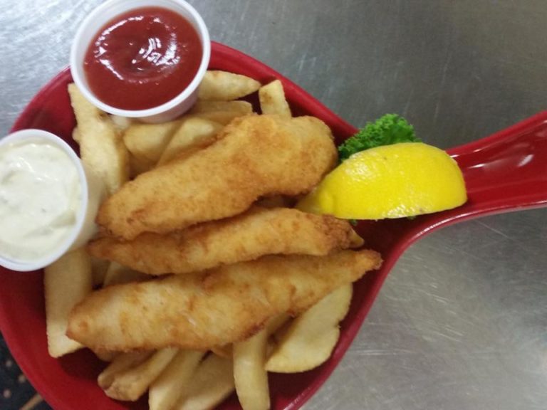 Links to Quarterdeck Restaurant