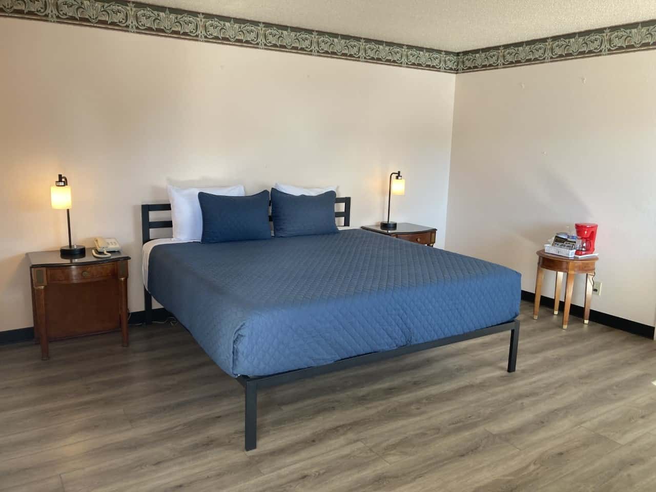 Coast Riders Inn
