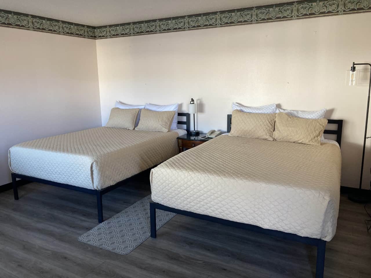 Coast Riders Inn