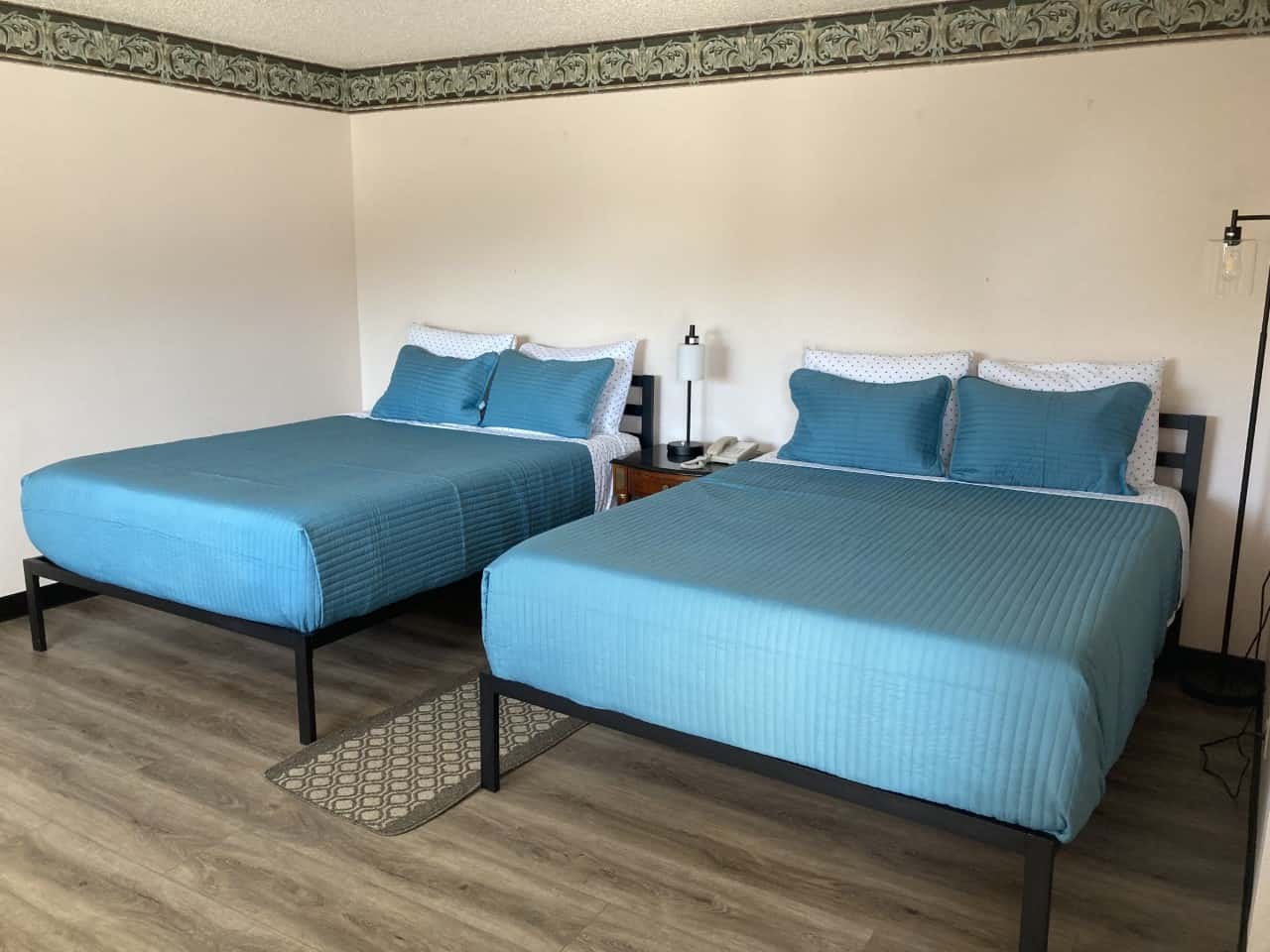 Coast Riders Inn