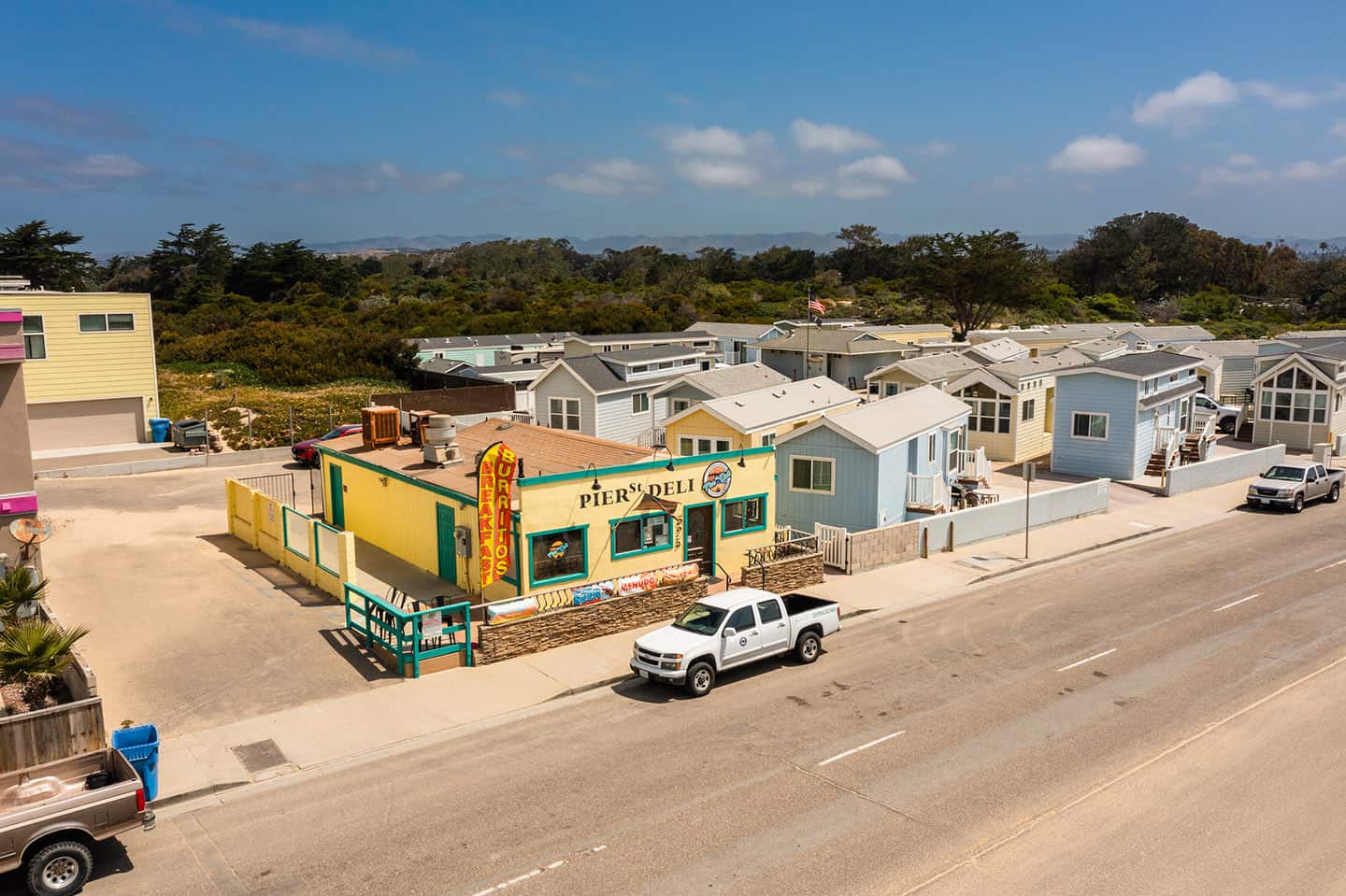 Pier Street Deli Oceano