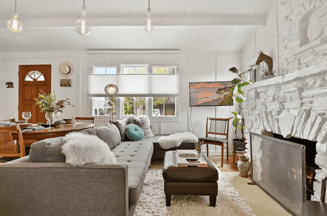 Bessie's Cabin by the Sea