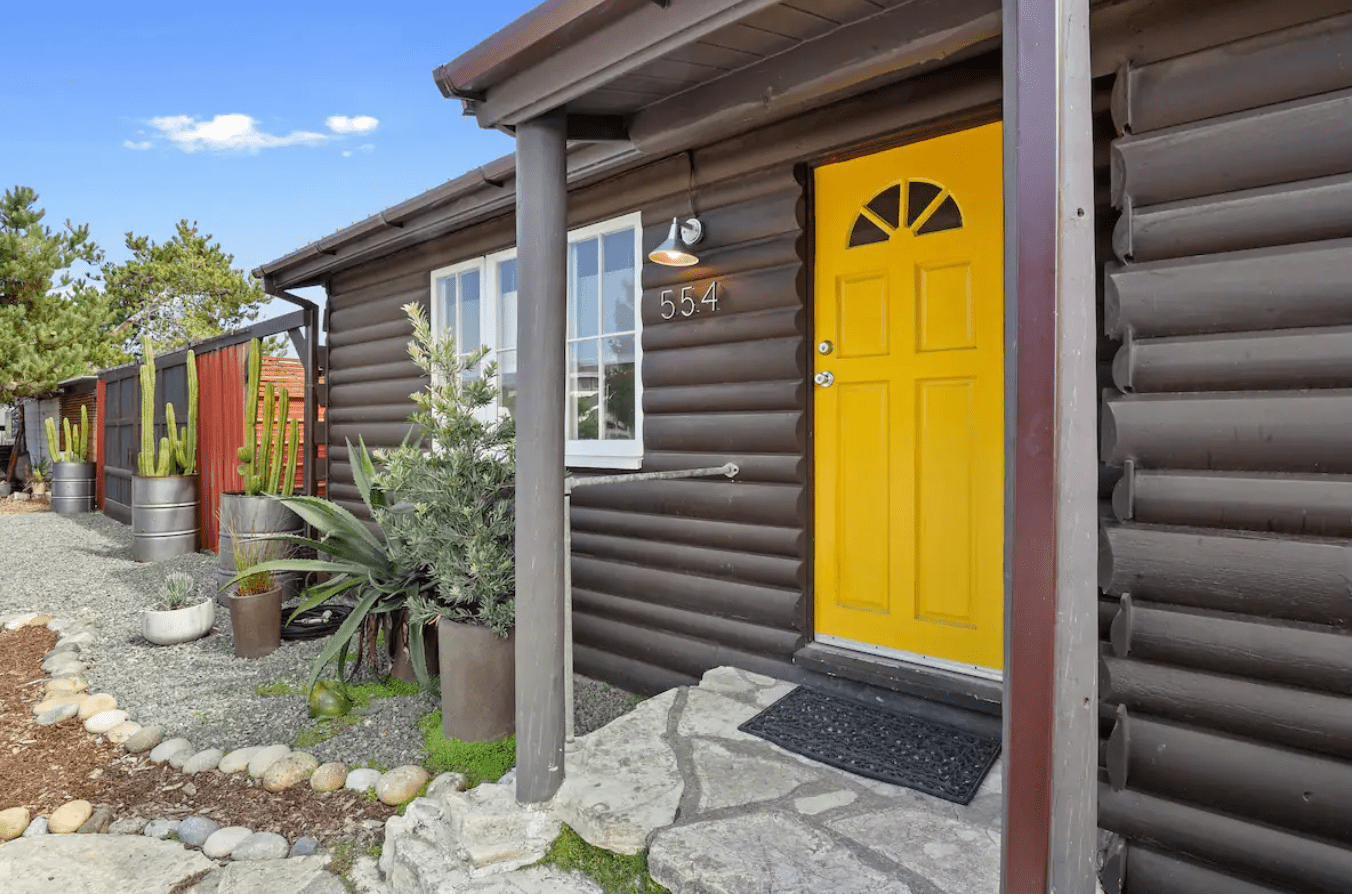 Bessie's Cabin by the Sea