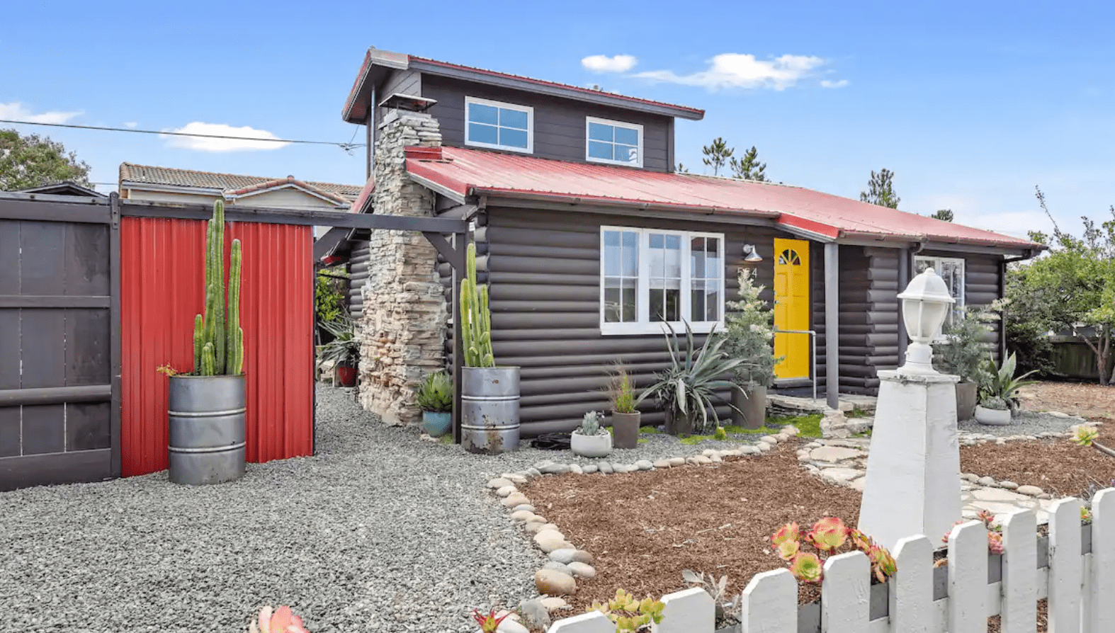 Bessie's Cabin by the Sea