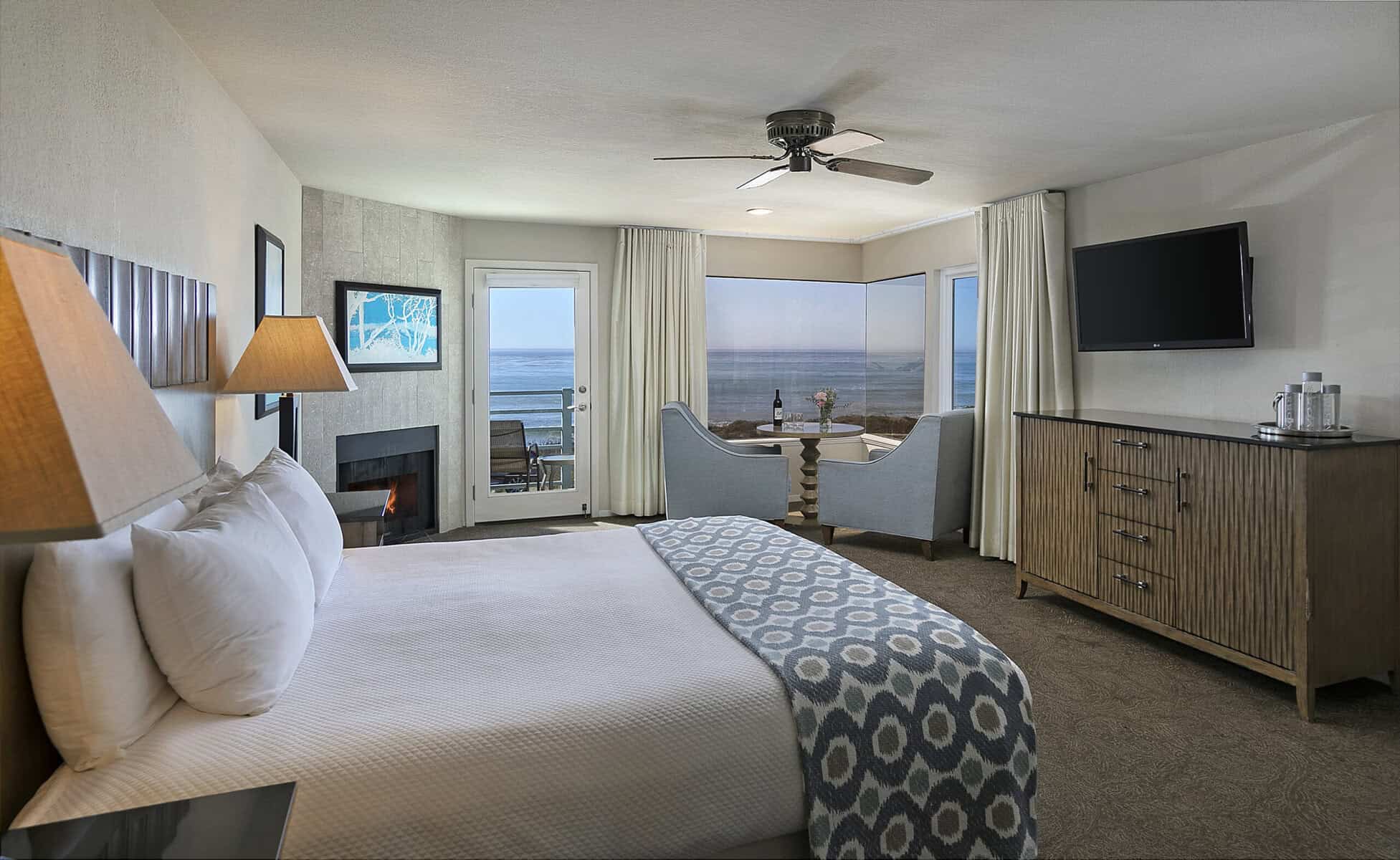 Cambria Landing Inn & Suites