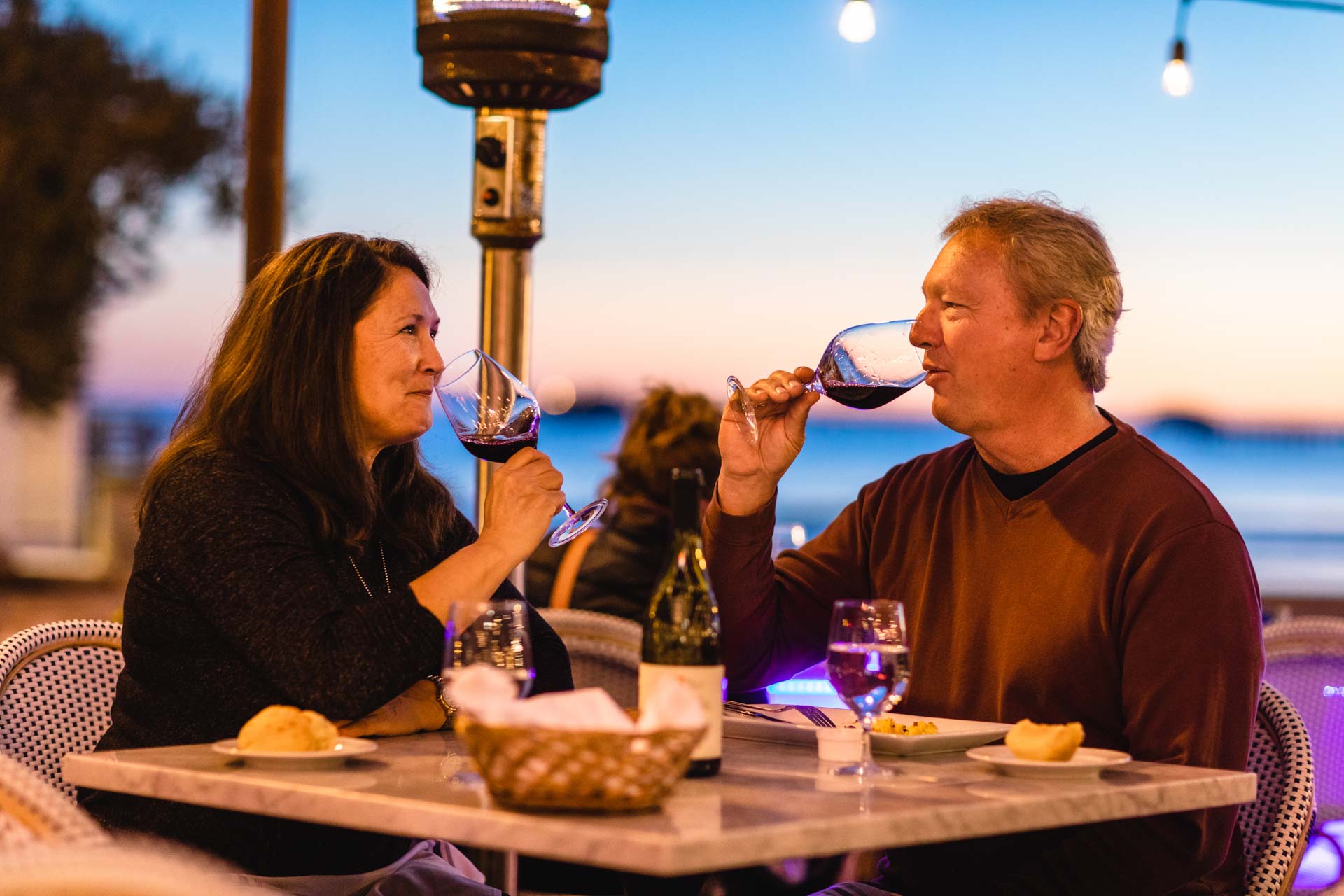 Couple dining, Avila Beach